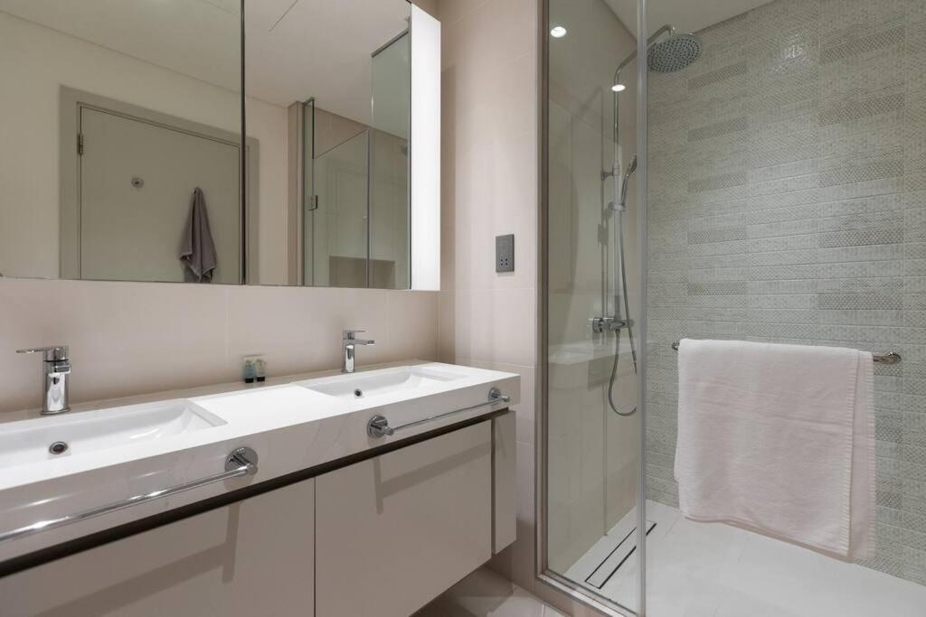 New 3bdr In Sunrise Bay With Own * Dubai