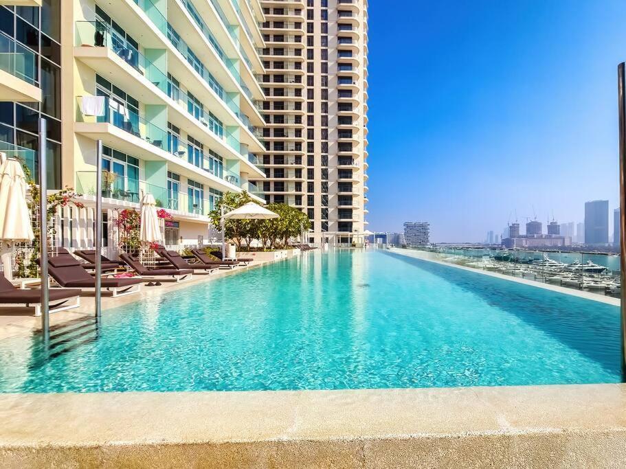 New 3bdr In Sunrise Bay With Own *